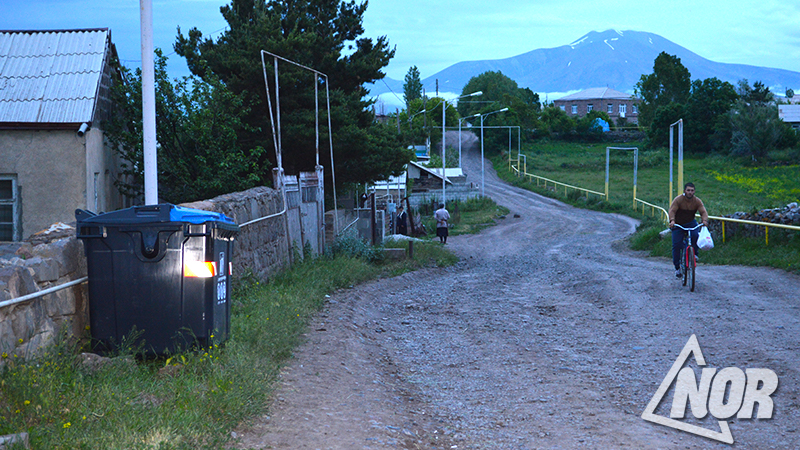 Мусорные баки распределены по селам