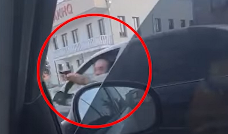 МВД Грузии показало кадры, где, как утверждается, член ЕНД в Ахалкалаки стреляет в полицейских: ВИДЕО