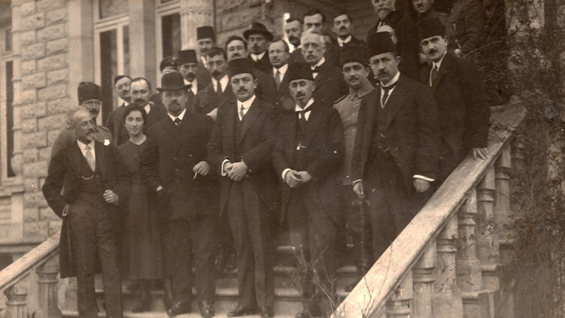 В Турции обнаружили пленку 1918 года, на которой изображены делегаты Грузии