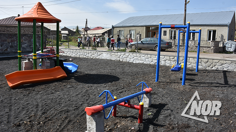 Новая детская игровая площадка в городе Ниноцминда