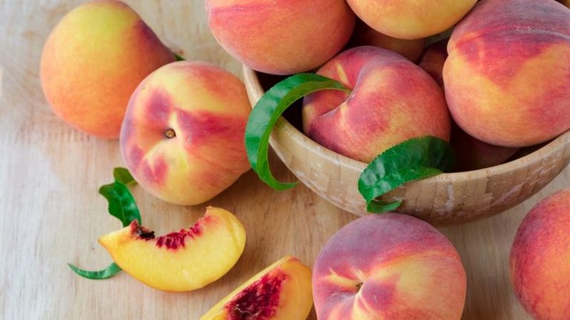 Персики и нектарины пользуются большим спросом в этом году