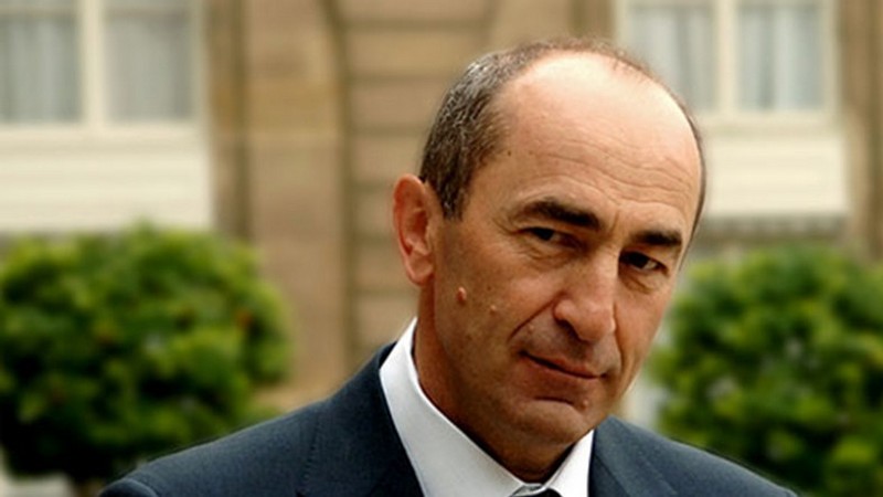 Второму президенту Армении Роберту Кочаряну предъявлено обвинение